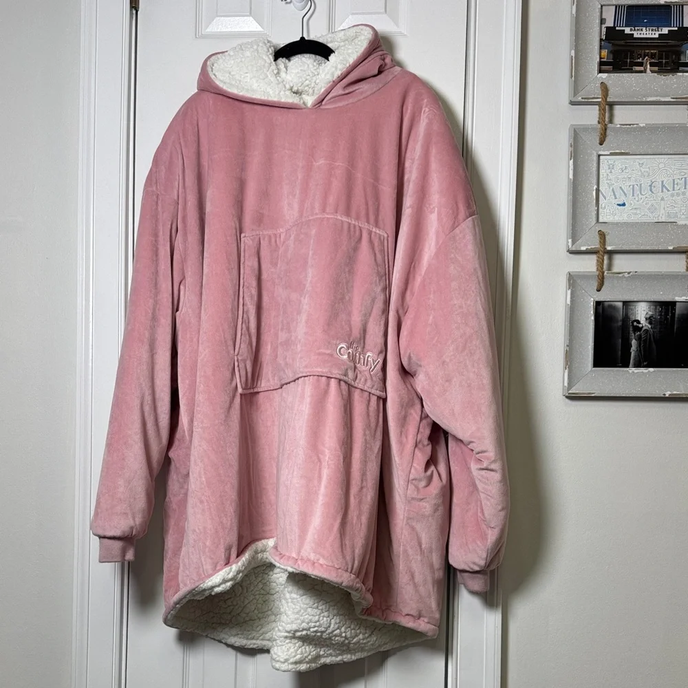 The Comfy Pink Sherpa Lined Wearable Blanket Hoodie Oversized Cozy One Size - Picture 2 of 9